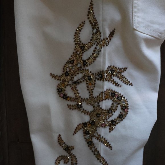 NWOT Midnight Velvet White Denim Pants with Sequin Appliqué - Size 6 - Picture 5 of 13